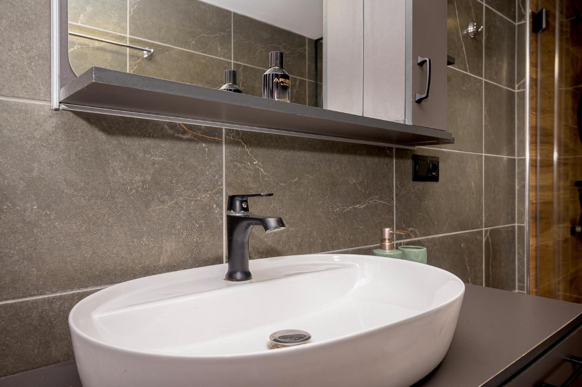 Apartment Pelagio 2 By Homebrain *